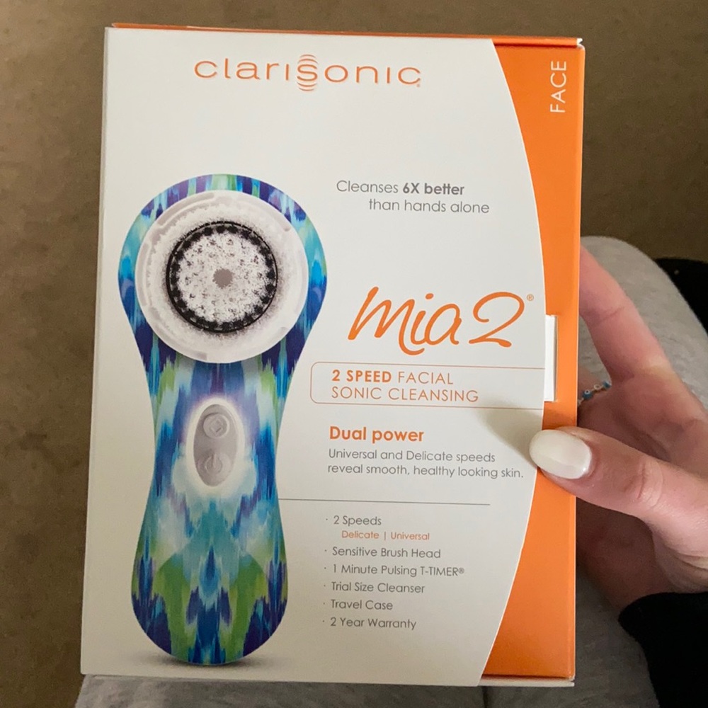 Clarisonic mia 2 facial cleanser